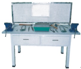 ZRHM-08A1型焊工、鉚工實操室成套設備(2座/桌)